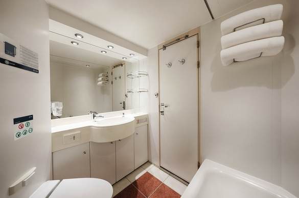 MSC Cruises MSC Orchestra Premium Suite Aurea 3 ©MSC Rights - Ivan Sarfatti.jpg